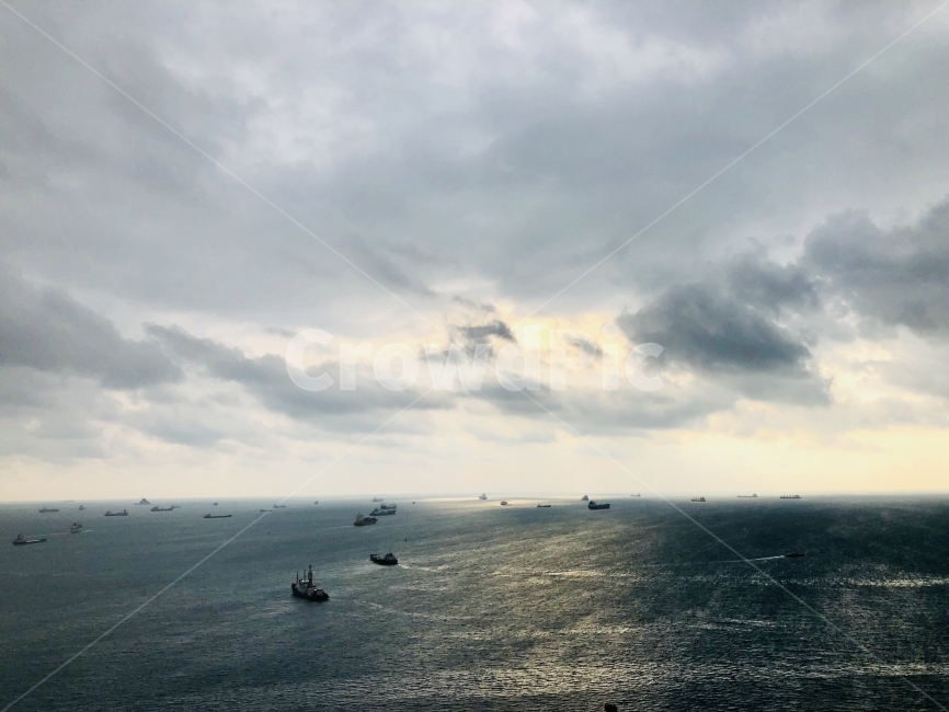 바다,부산,배,아침,흐름,하늘,구름,자연,풍경,nature,landscape,교통,교통수단,traffic,transportation,outdoors,옥외,adventure,모험,leisure activities,레저 활동,vehicle,차량,boat,보트