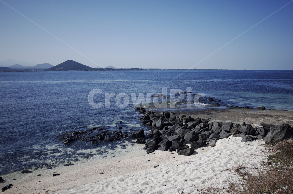 바다,해변,하늘,sea,beach,ocean,sky,blue,푸른하늘,푸른바다,파란바다,파란하늘,푸른,파란,물,water,자연,풍경,nature,landscape