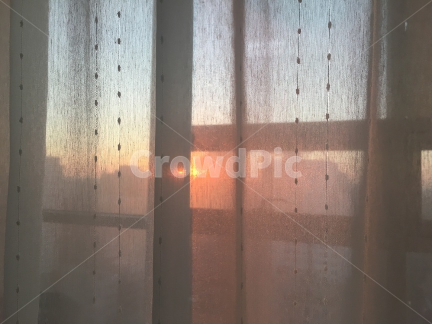 커튼,노을,저녁,창문,curtain,pm,sunset,외로움,고독함,쓸쓸함,window,감성,감성사진