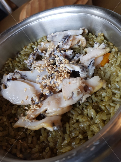 전복내장밥,전복밥,전복돌솥밥,전복내장돌솥밥,전복솥밥,전복,밥,음식,식사,food,meal,abalone,음식,식재료,요리,food,cook,meal,dishes,food reserves