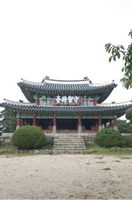 수어장대,남한산성,세계문화유산,전통,한국,한국전통,전통건축,건축,건축물,전통건축물,풍경,한국전통,한국문화,korean traditional,korean culture,랜드마크,landmark,tourist attraction,한국랜드마크,한국관광지,한국명소,korea landmark,korea tourist attraction,건축물,건물외관,exterior,building,structure,architecture,construction