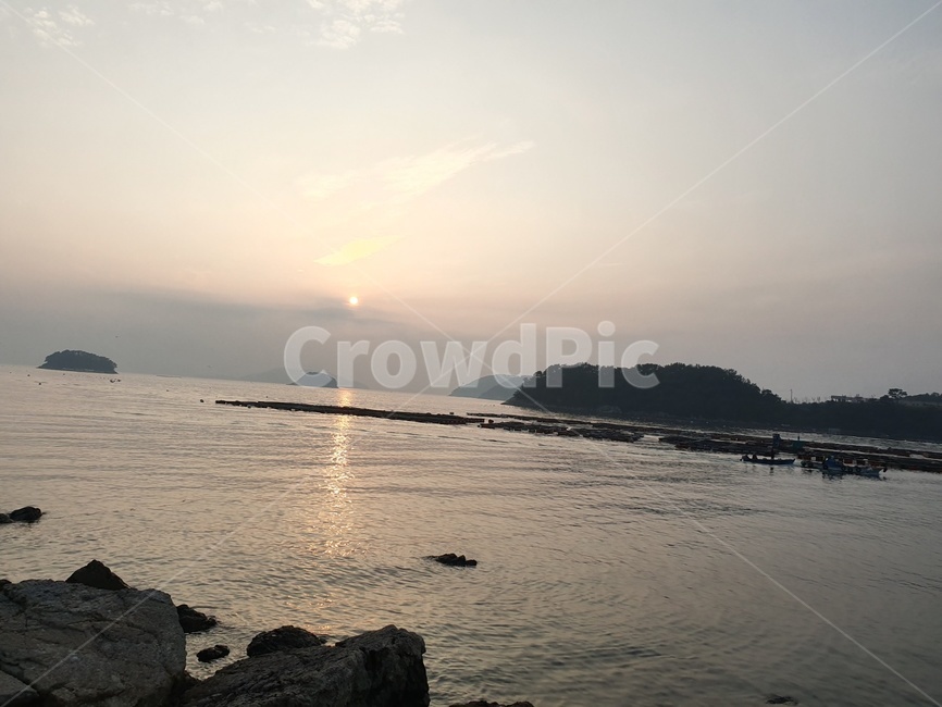 promontory,곶,nature,자연,outdoors,옥외,light,빛,flare,플레어,노을,sunset,섬,island,평화,peace,quiteness,바다,sea,해안가,shoreline