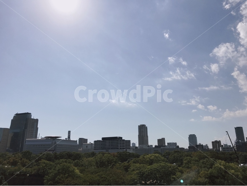 일본,건물,햇빛,구름,도심,자연,공존,도시와자연,도시,풍경,city,landscape