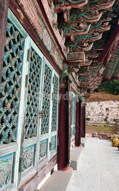 temple,architecture,건축물,절,building,건물,단청,기와,지붕,loof,한국전통,한국문화,korean traditional,korean culture