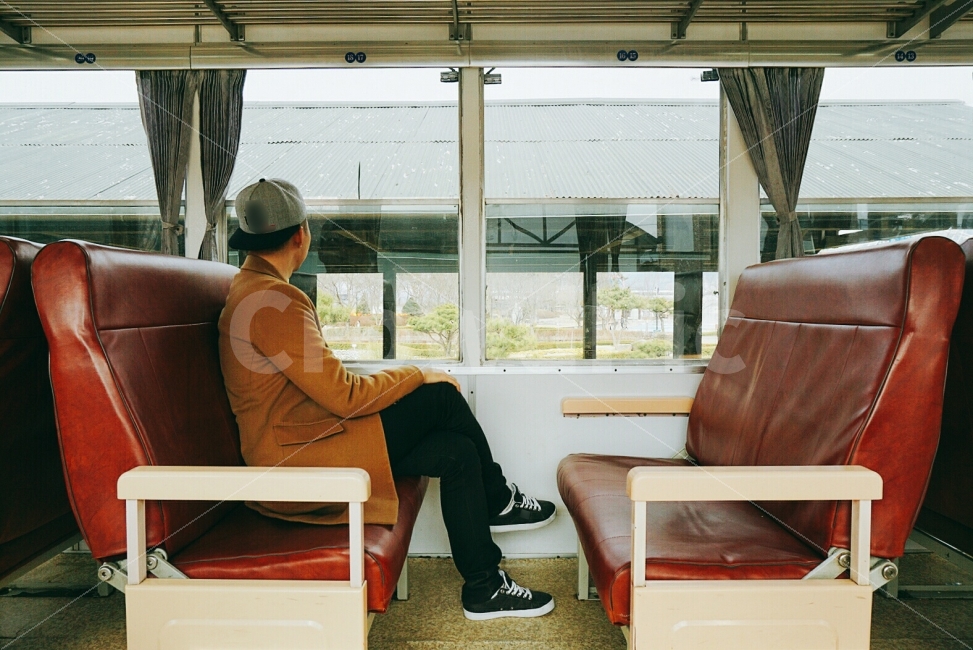 여행,travel,여행사진,국내여행,혼자여행,사진,곡성,곡성여행,배경사진,배경,이쁜사진,색감,색감좋은사진,증기기관차,삼각대,스냅샷,스냅사진,삼각대사진,기관차내부,여행자,여행가,여행,휴가,traveling,vacation,trip,교통,교통수단,traffic,transportation,사람,인물,인간,human,person,남성,남자,man,male,chair,의자