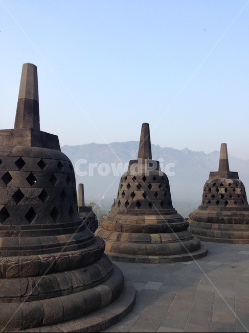 인도네시아,족자카르타,보로부두르,불교사원,유네스코,동남아,랜드마크,landmark,tourist attraction,해외,외국,세계,foreign,oversea,world,세계랜드마크,해외랜드마크,외국랜드마크,world landmark,world tourist attraction,종교,신앙,religion,belief,faith,건축물,건물외관,exterior,building,structure,architecture,construction,monument,기념물,건물