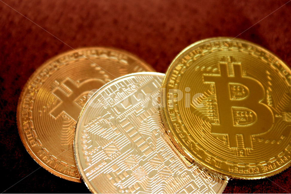 concept,invest,industry,virtual currency,banking,electro,Production,electronic,direction,electronic commerce,business,equipment,it,technology,mining,former,cryptocurrency,cyber,money,blockchain,future,information,Information and communication technology,b