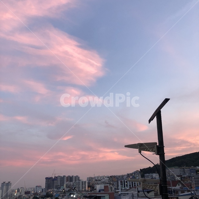 해질녘,구름,풍경,핑크빛,하늘,소도시