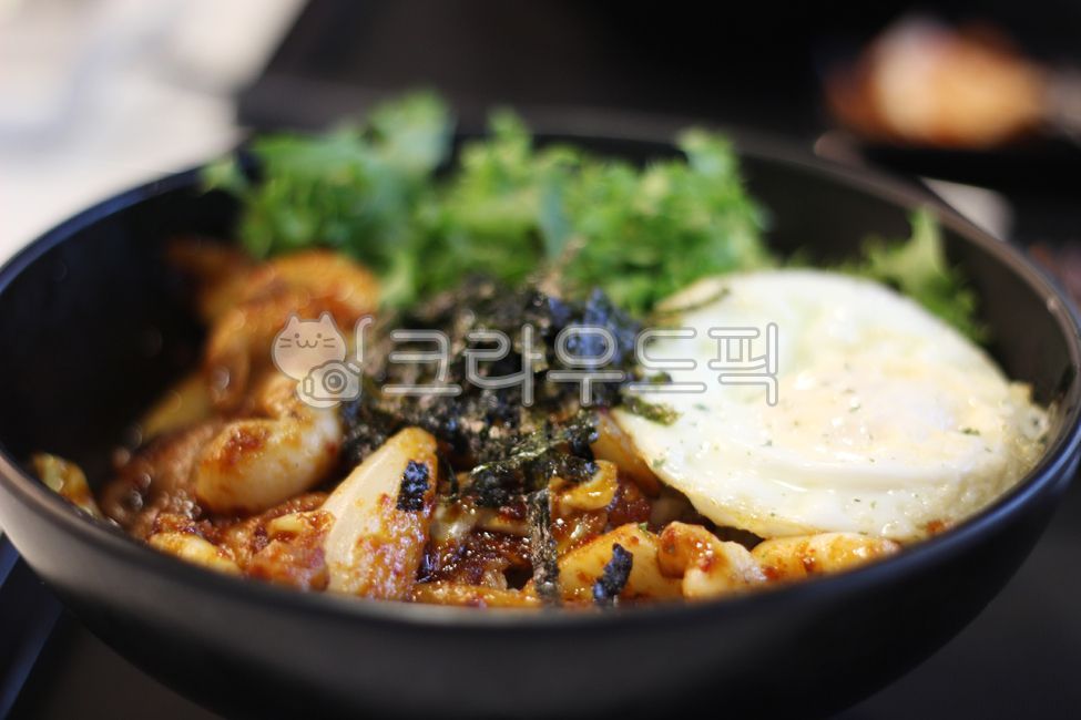 meal,dish,Octopus fried rice,fried rice,Stirfried Octopus,plate,Octopus,food