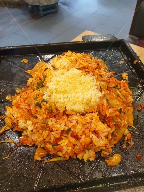 음식,볶음밥,날치알김치볶음밥,김치볶음밥,한국음식,철판볶음밥,김치,김,food,koreanfood,날치알