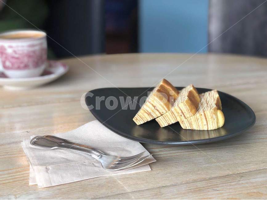 바움쿠헨,빵,브레드,포크,cafe,음식,식재료,요리,food,cook,meal,dishes,food reserves,빵,bread
