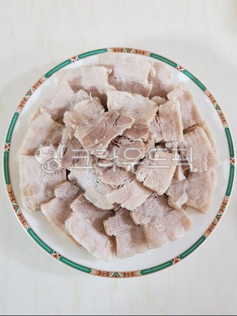 meat,cooking,pork,food,boiled pork