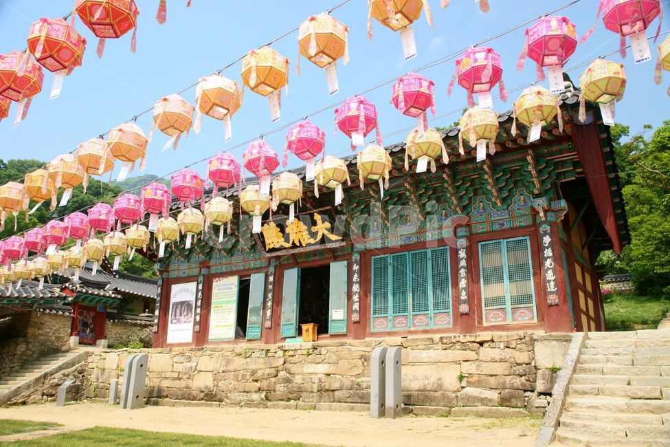 갑사대웅전,대웅전,사찰,고건축,갑사,현판,등,주련,단청,오색등