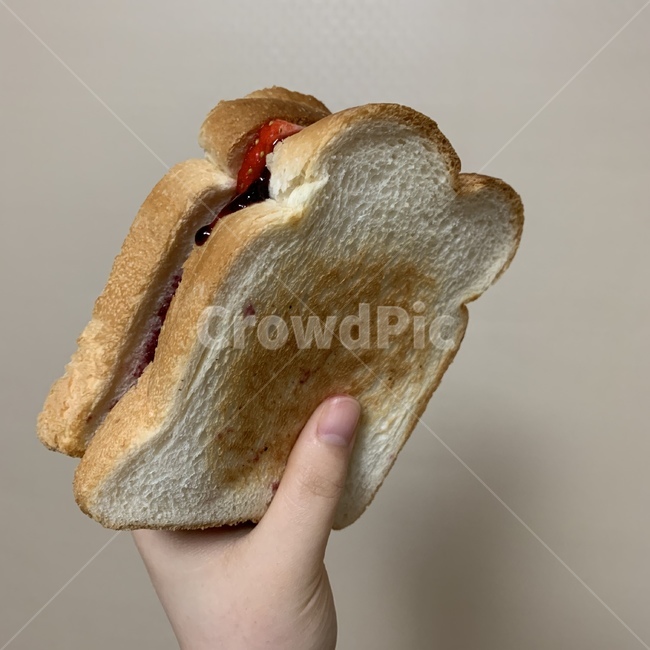 식빵,토스트,딸기,food,bread,베이킹