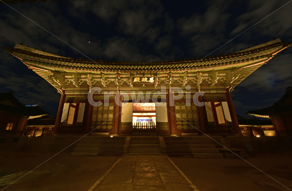 경복궁,경회루,근정전,강녕전,사정전,야경,야간개장,문화재청,야경,밤,풍경,nightscape,night,landscape,랜드마크,landmark,tourist attraction,한국랜드마크,한국관광지,한국명소,korea landmark,korea tourist attraction,architecture,건축물,building,건물,worship,예배,shrine,신사