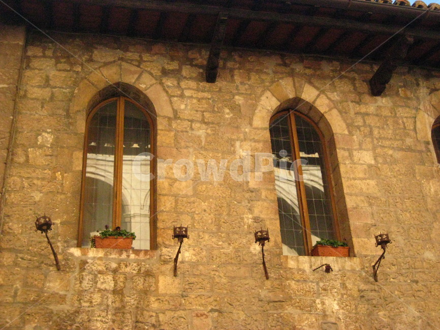 창문,유럽집,유럽창문,아치,italy,이태리,유럽,건축,유럽건축,건축물,architecture,건물,building,건축물,건물외관,exterior,building,structure,architecture,construction
