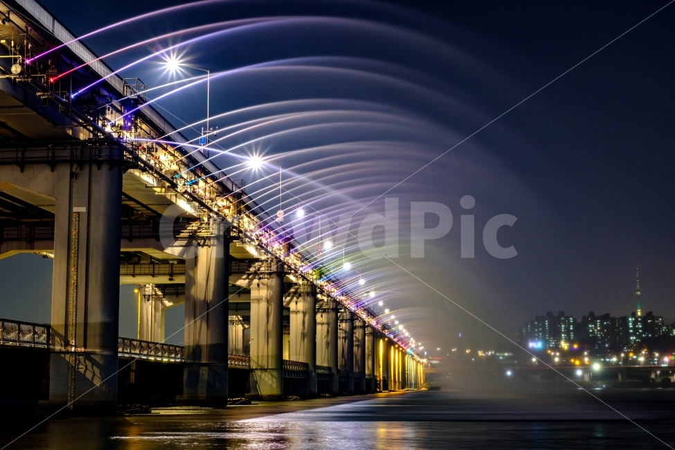 반포대교,한강,야경,달빛무지개분수,서울,Korea,fujifilm,Nightview,도시,풍경,city,landscape,야경,밤,nightscape,night,water,물