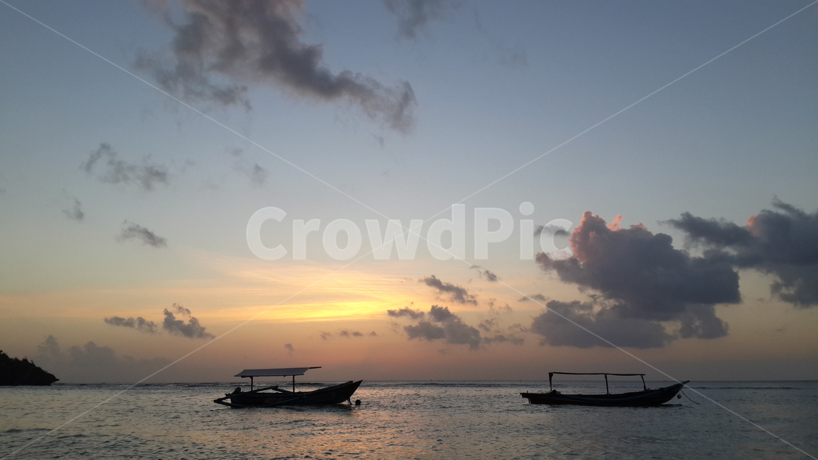 인도네시아,발리,해변,석양,일몰,해변석양,바다석양,황혼,바다,하늘,구름,배,indonesia,bali,balisunset,발리석양,dusk,twilight,sea,ship,대양,ocean,boat,보트,sunset,실루엣,silhouette,nature,자연,자연,풍경,nature,landscape,실루엣,그림자,silhouette,shadow,vehicle,차량,transportation,교통