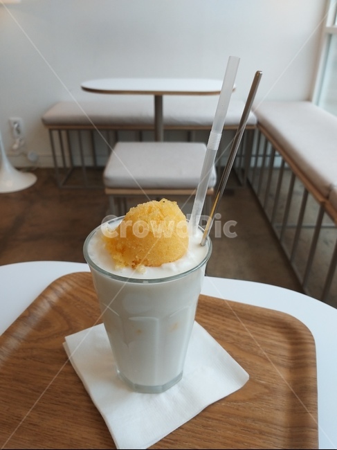 코코넛,오렌지샤베트,까페,한적함,혼자
