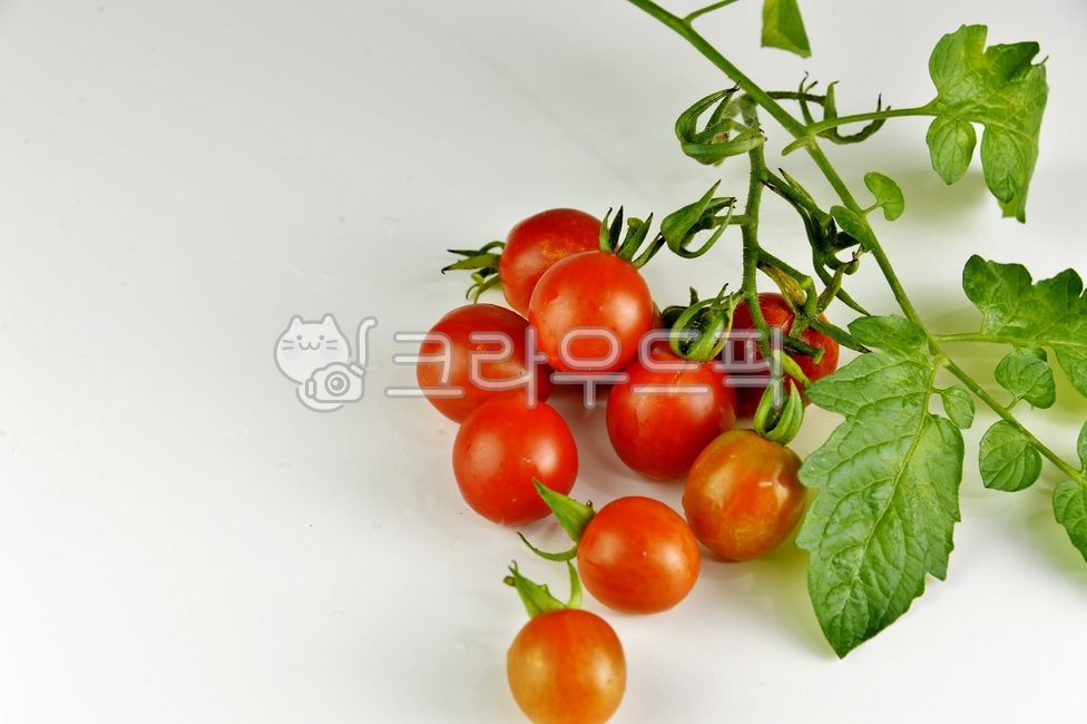 Nukki,Cherry tomato,Fruit,fruit,natural product,tomato,vegetable,food,red,fresh fruit,dessert,healthy food,plant,Food Ingredients,ingredients,diet,organic