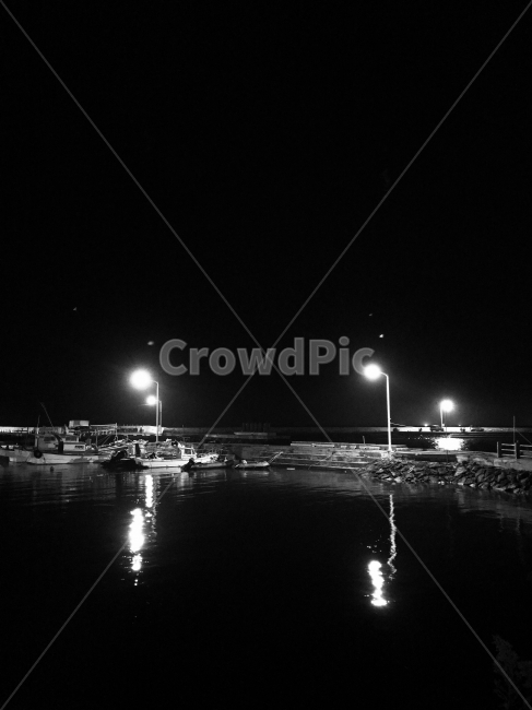 흑백,불빛,가로등,바다,선착장,제주도,야경,밤,풍경,nightscape,night,landscape,흑백,모노톤,monochrome,black and white