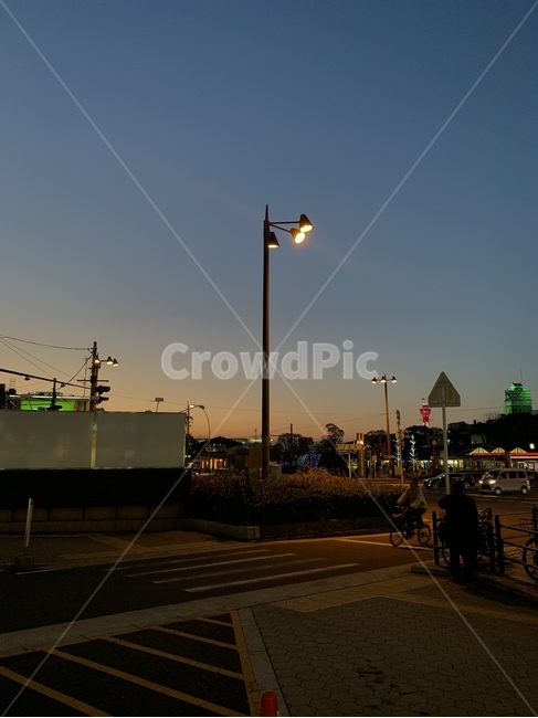 오사카,가로등,야경,밤,노을,거리,밤거리,표지판,일본,전봇대,자전거,야경,밤,풍경,nightscape,night,landscape