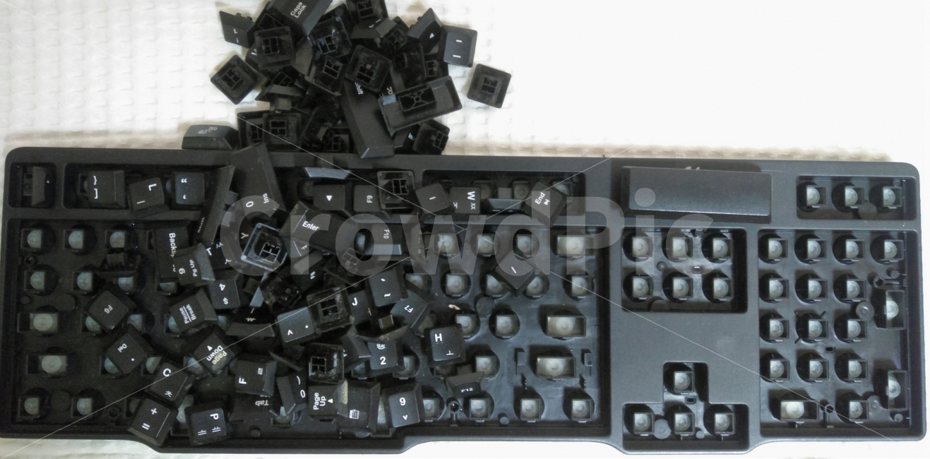 키보드,자판,keyboard,버턴,키보드내부,키보드자판,한글,영어,숫자,파괴,사물,물건,오브젝트,thing,object,matter,연출,컨셉,콘셉,direction,concept,정보통신기술,전자기기,전자제품,it,information,technology,electronic equipment