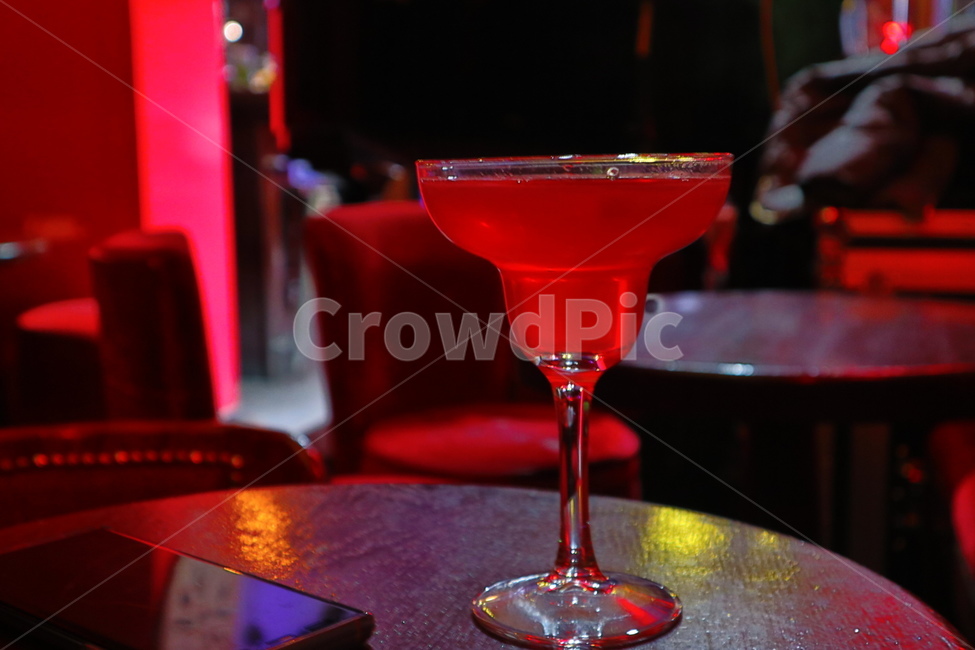 피아노바,칵테일,감성술집,파리술집,파리바,술,주류,alcohol