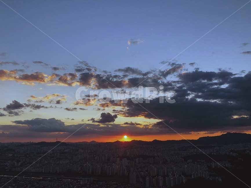 저녁,해질녘,노을,하늘,일몰,도시,야경,풍경,자연,풍경,nature,landscape,도시,city,outdoors,옥외,sky,red sky,붉은 하늘,dusk,황혼,dawn,새벽,sunset