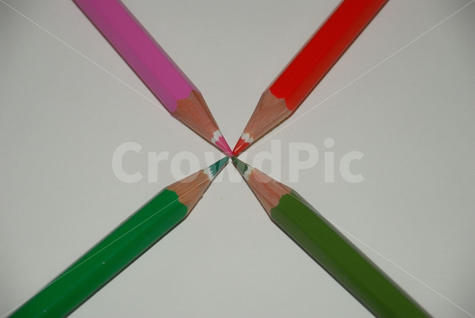 미술,색연필,배경,누끼,교육,추상적,추상적인,예술,검은,검은색,검정,검정색,까만,까만색,블랙,흑색,블루,청색,파란,파란색,파랑,푸른색,갈색,브라운,color,색깔,색채,컬러,공예,크래용,크래파스,크레용,그림그리기,드로잉,녹색,초록,그룹,단체,떼,무리,집단,영상,이미지,멀티,주황색,빠레트,팔레트,무늬,문양,볼펜,펜슬,핑크빛,핑크색,레드,붉은,붉은색,빨간,빨간색,빨강,빨강색,적색,분광,색띠,스튜디오,촬영실,사물,물건,오브젝트,thing,object,matter,연출,컨셉,콘셉,direction,concept,학용품,문구류,사무용품,school supplies,stationery,office supplies,누끼,remove background