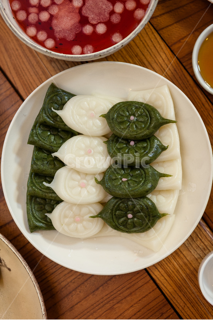 떡,쌀,식품,건강한,전통적인,식사,음식,식재료,요리,food,cook,meal,dishes,food reserves,한식,한국음식,한국요리,korean food,korean dishes,korean meal,korean cook,디저트,간식,후식,dessert,snack