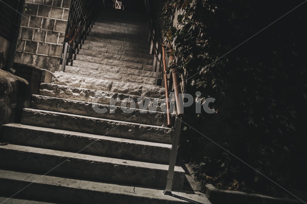 night,밤,계단,난간,감성사진,골목길,alley,공포,호러,무서운,무서움,horror,terror,fear