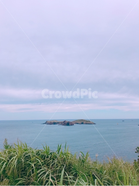 바다,섬,자연,휴식,풀,들,휴가,구름,하늘,자연,풍경,nature,landscape,land,땅,outdoors,옥외,shoreline,해안선,water,물,sea,ocean,대양,coast,연안