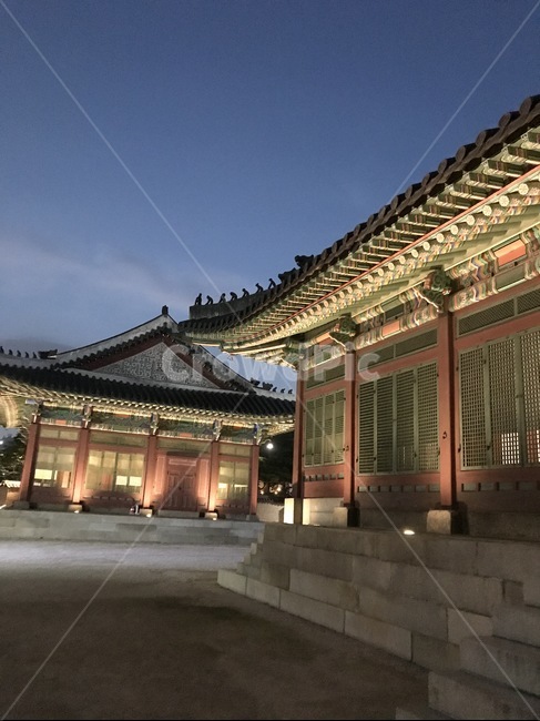 덕수궁,경복궁,한국,궁궐,야경,조명,야경,밤,풍경,nightscape,night,landscape,한국전통,한국문화,korean traditional,korean culture,건축물,건물외관,exterior,building,structure,architecture,construction,건물,pagoda,탑,worship,예배,shrine,신사
