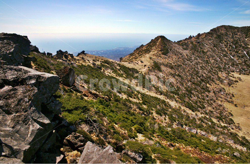 백록담,정상,분화구,화산,암석,한라산,제주,한라산국립공원,푸른하늘,화산암,암벽