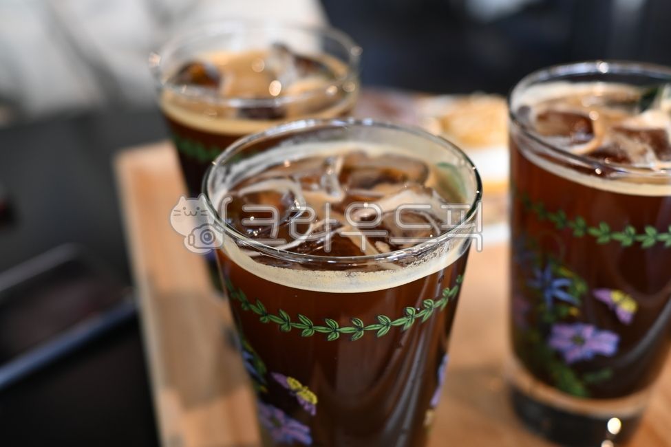 Ice americano,cafe,coffee,beverage,Americano,drink,Caffeine