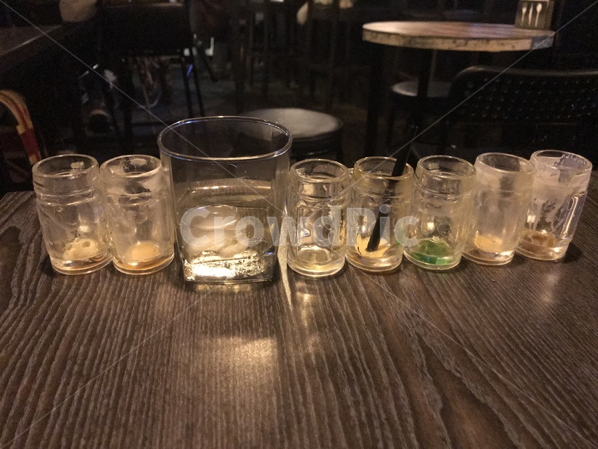 바,술잔,모임,회식,bar,pub,shooter,슈터,샷잔,샷,shot,위스키,보드카,럼,술,whisky,vodka,alcohol