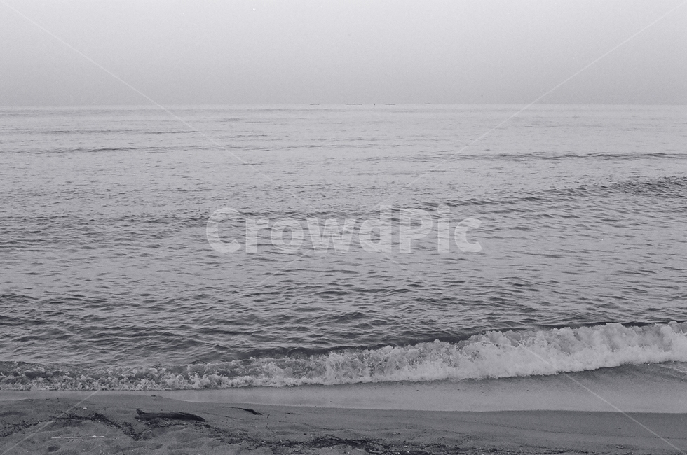 흑백사진,필름사진,가을바다,분위기있는,슬픈,우울한,바다,자연,nature,sea,ocean,자연,풍경,nature,landscape,흑백,모노톤,monochrome,black and white,대양,outdoors,옥외,water,물