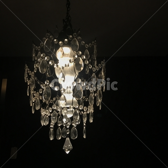샹들리에,조명,분위기,감성,룸파티,인테리어,실내디자인,interior design