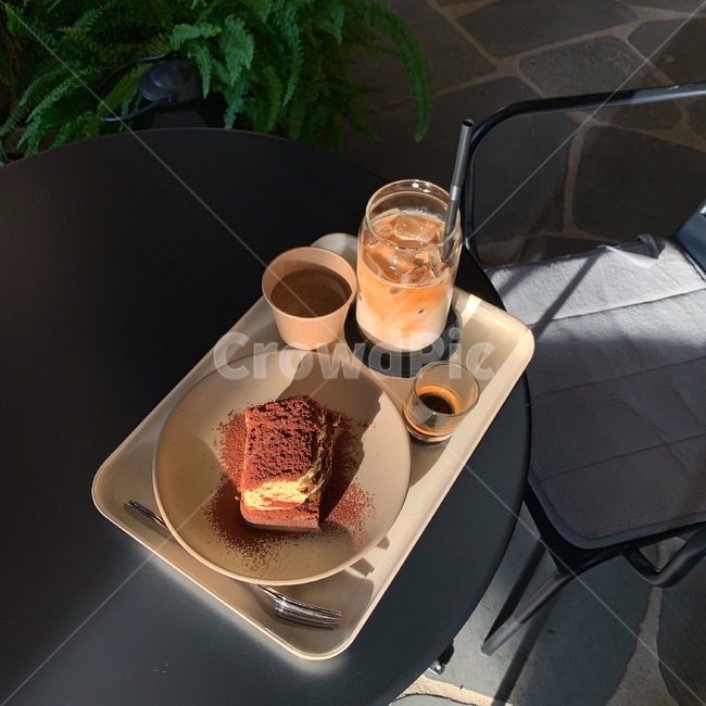 카페,티라미수,햇빛,카페라떼,아메리카노,음료수,drink,beverage,커피,카페,coffee,cafe