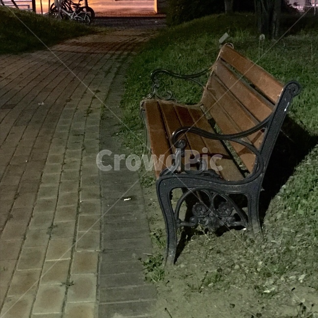 벤치,휴식,밤,쓸쓸함,고독,feeling,감성,의자,night,홀로,그림자,길,산책로,잔디,lonely,loneliness