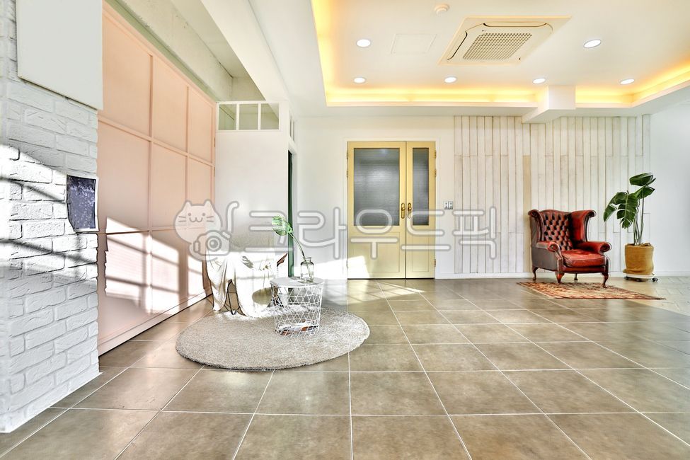 flooring,Large space,rentalstudio,office,construct,inside,house,space,life,spaciouslivingroom,interior,Sofa,spacious living room,white,furniture,design,Rental Studio,livingroom,floor,architecture,realestate,sofa,antique sofa,chair,real estate,comfort,life