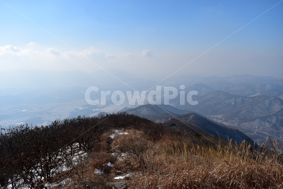 오서산,설경,눈꽃,풍경,겨울,자연,눈,스포츠,등산,산행,nature,snow,겨울풍경,느낌,아름다운,신비로운,경이로운,다큐,필,힐링,명산,국립공원,순백,landscape,winter,season,천제단,운해,영산,트레킹,인기명산,조망,전망,억새,광천,겨울,계절,winter,season,자연,풍경,nature,landscape,한국자연풍경,한국자연경관,korea nature landscape,outdoors,옥외,mountain,산,mountain range,산맥