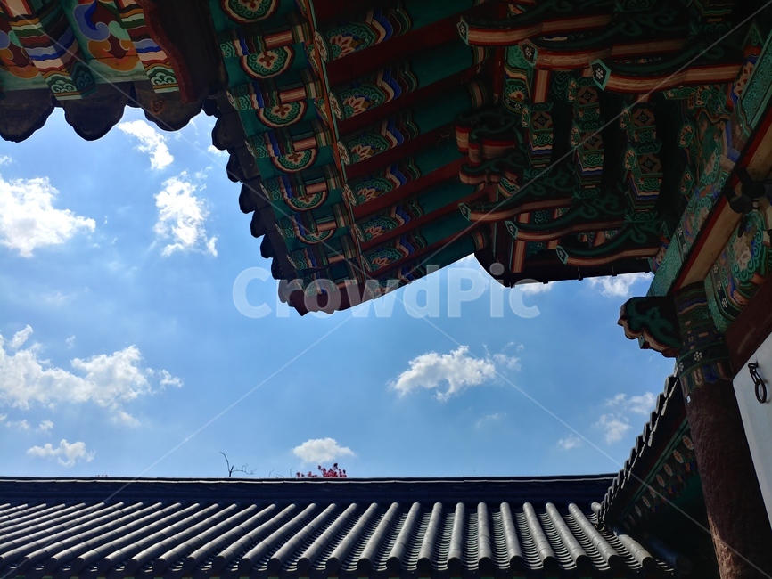 하늘,단청,전주,한옥,지붕,한국전통,한국문화,korean traditional,korean culture,건축물,건물외관,exterior,building,structure,architecture,construction