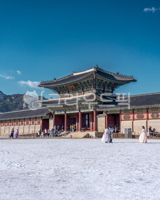 경복궁,겨울경복궁,경복궁겨울,한국관광지,궁궐,궁,고궁,명소,서울명소,한국랜드마크,랜드마크,관광명소