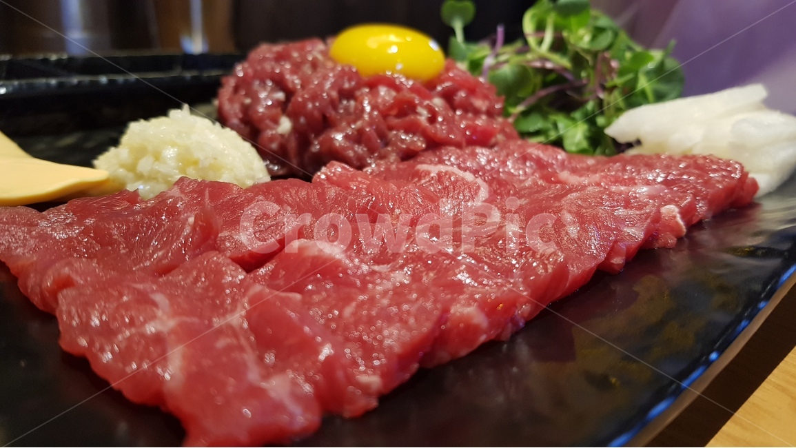 육회,사시미,음식,안주,소주언주,맛집,음식,식재료,요리,food,cook,meal,dishes,food reserves,육류,고기,meat