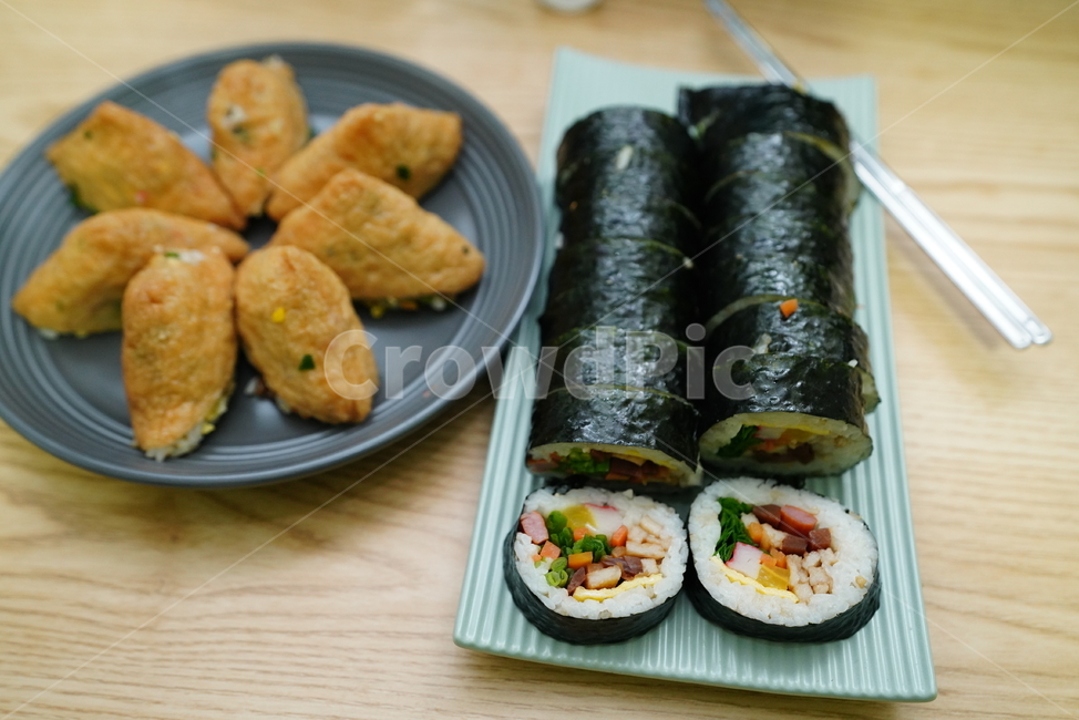 한식,김밥,유부초밥,음식,먹방,먹거리,요리,간식,분식,식사,푸드,집밥,food,음식,식재료,요리,food,cook,meal,dishes,food reserves