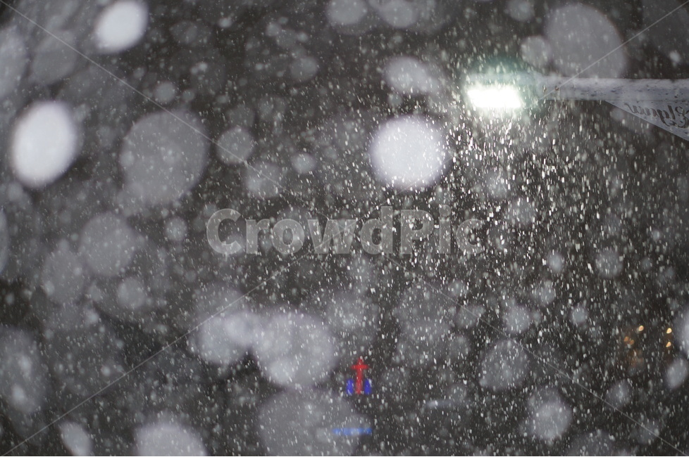 눈,야경,보케,밤,겨울,풍경,겨울,계절,winter,season,야경,밤,풍경,nightscape,night,landscape,nature,자연,outdoors,옥외,snow,storm,폭풍,blizzard,눈보라