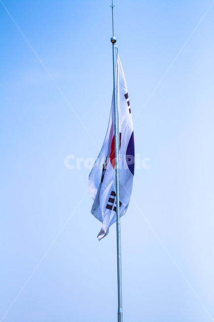 한국,태극기,남한,민주주의,상징,깃발,빨강,파랑,검정,흰색,푸른