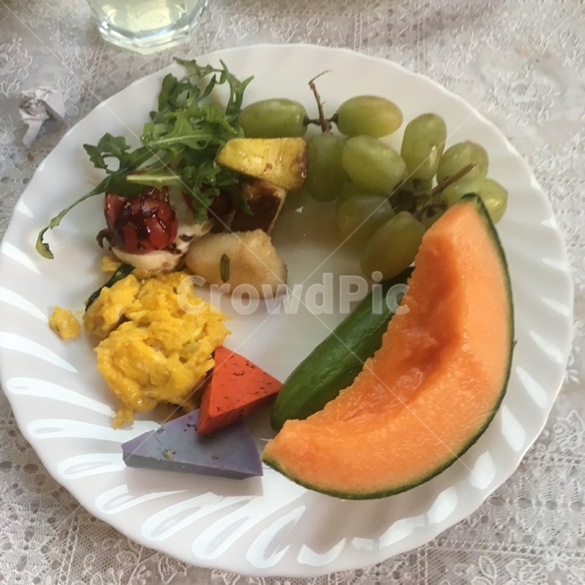 melon,fruit,grape,cheese,salad,plate,음식,food,음식,식재료,요리,food,cook,meal,dishes,food reserves,과일,열매,fruit,채소,야채,vegetables